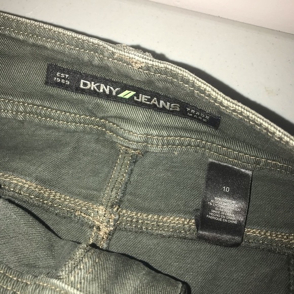 DKNY Jeans denim midi denim pencil skirt with back slit size 10 - Picture 3 of 8